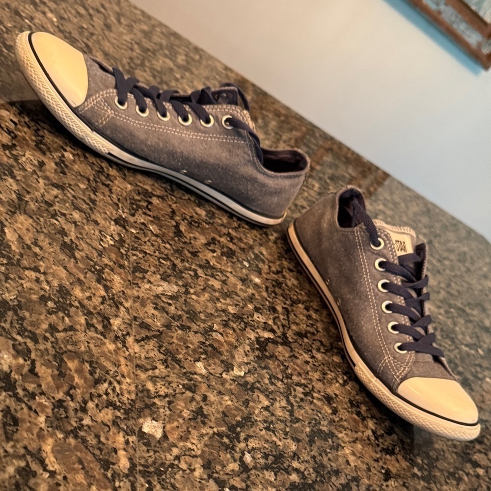 Converse all star denim Navy Canvas Sneakers EUC unisex M8 W10 - Picture 11 of 13